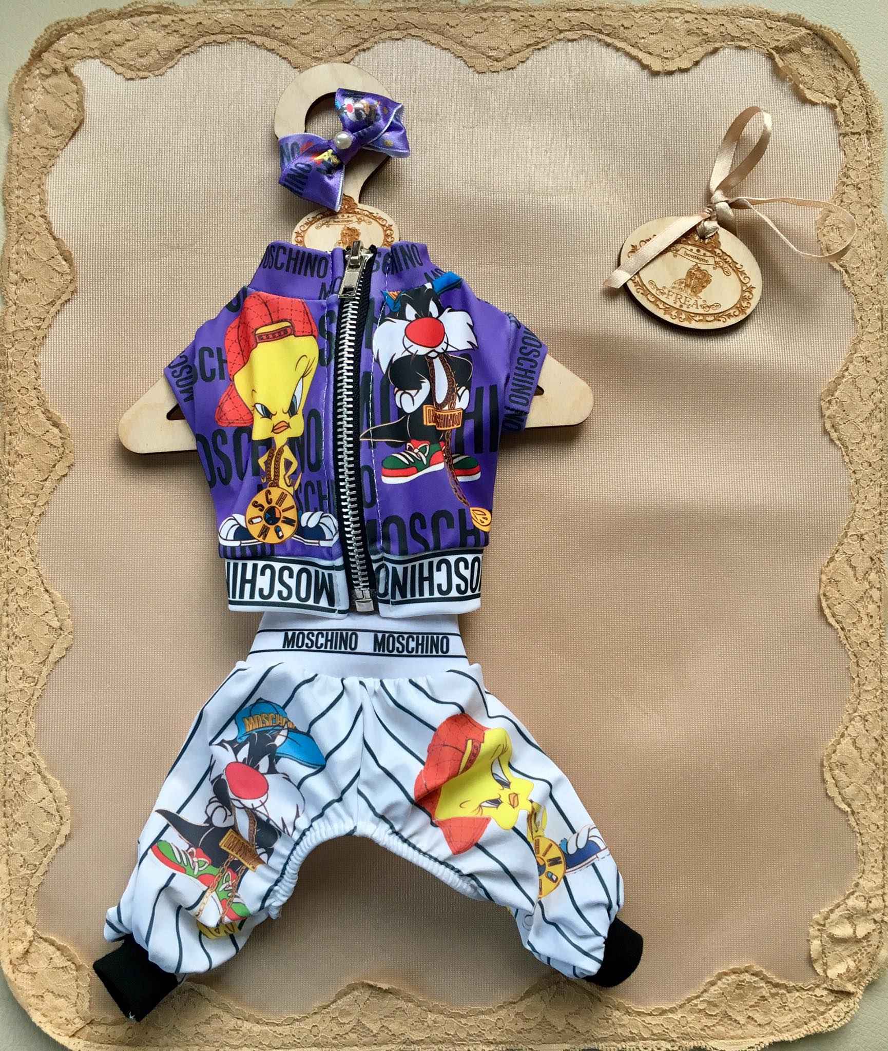 Спортен комплект - якенце, панталонче и панделка “My Yorkie Fashion Icon collection by FREA”